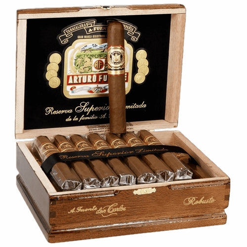 Arturo Fuente Don Carlos Robusto (5