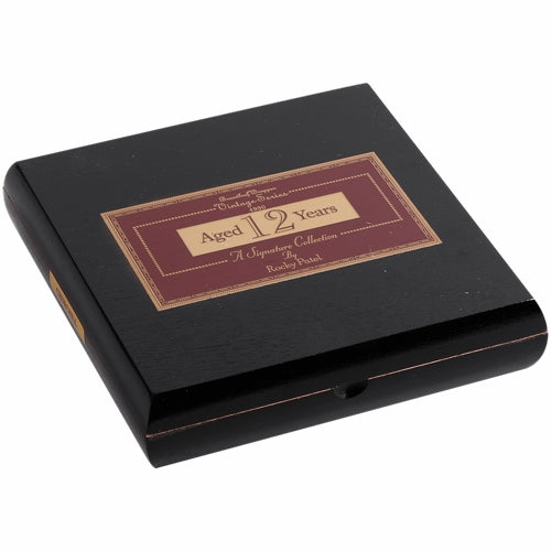 Rocky Patel Vintage 1990 Churchill (7