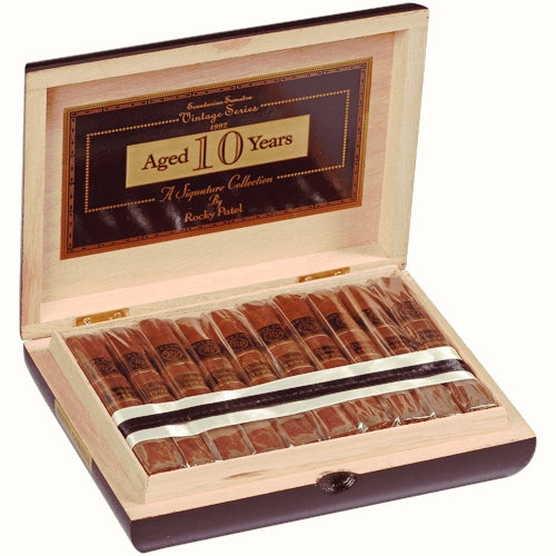 Rocky Patel Vintage 1992 Petite Corona (4.5