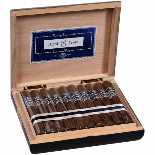 Rocky Patel Vintage 2003 Cameroon Toro (6